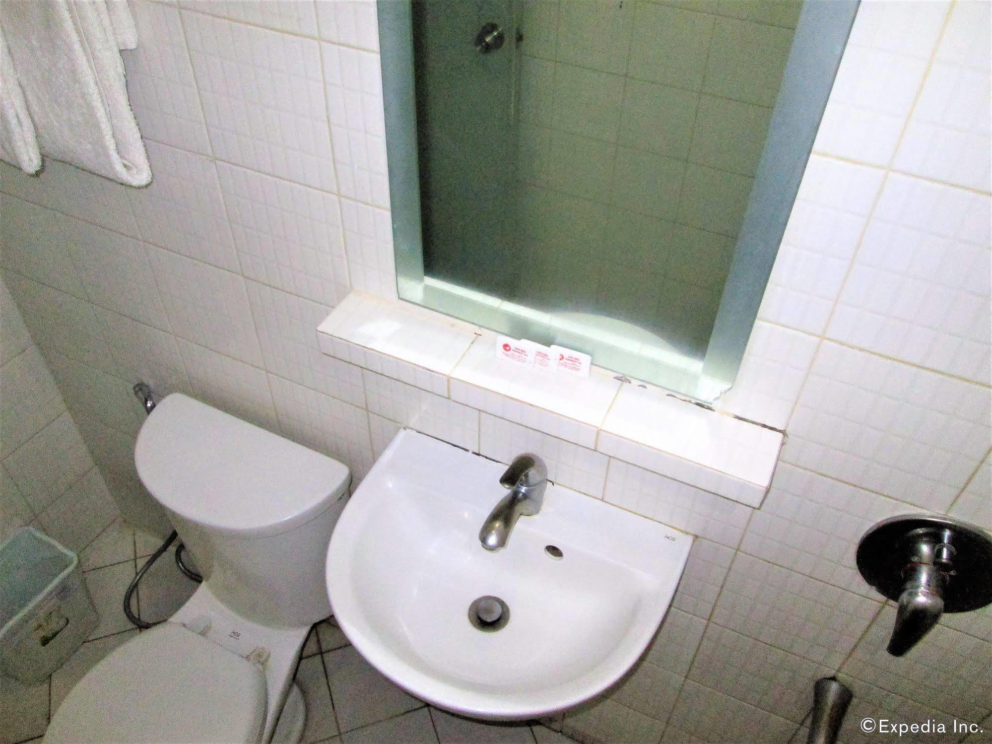 Winmin Transient Inn Кагаян де Оро Екстериор снимка